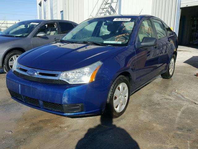 1FAHP34N18W236712 - 2008 FORD FOCUS BLUE photo 2