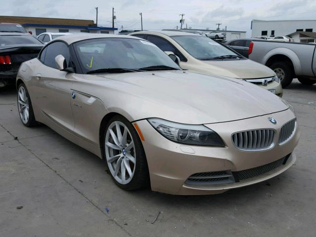 WBALM7C50BE382860 - 2011 BMW Z4 SDRIVE3 BEIGE photo 1