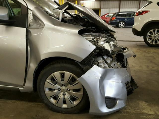 JTDKTUD38ED575698 - 2014 TOYOTA YARIS SILVER photo 9