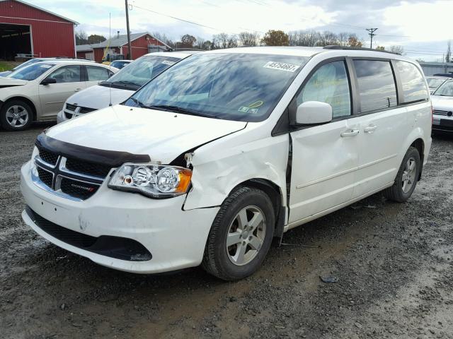 2C4RDGCG1DR551952 - 2013 DODGE GRAND CARA WHITE photo 2