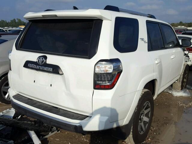 JTEBU5JR6H5412800 - 2017 TOYOTA 4RUNNER SR WHITE photo 4