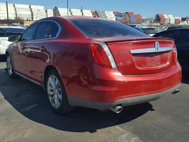 1LNHM94R29G610552 - 2009 LINCOLN MKS RED photo 3