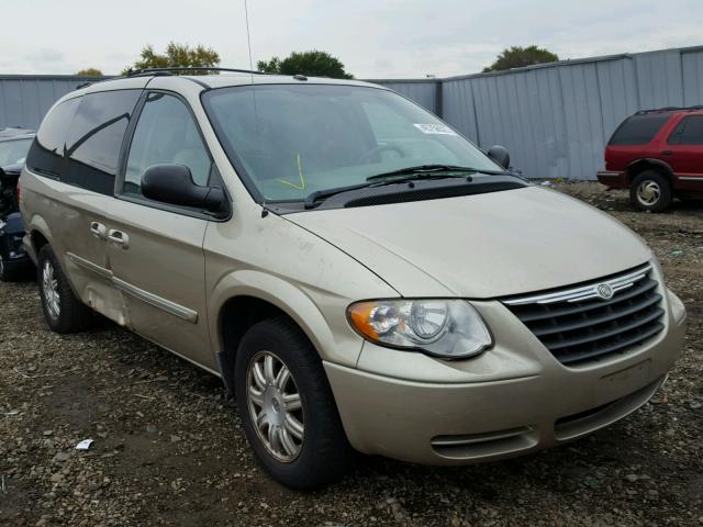 2A4GP54L26R811691 - 2006 CHRYSLER TOWN & COU GOLD photo 1