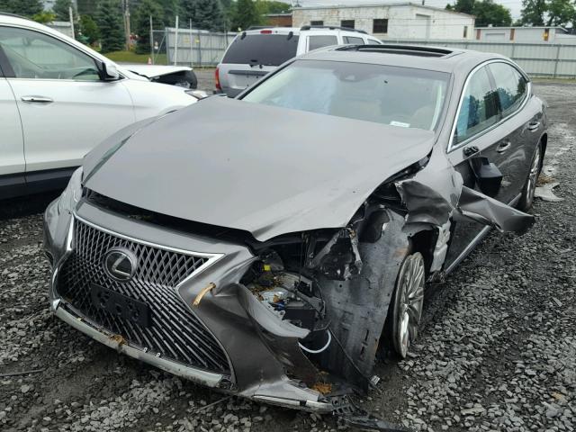 JTHC51FF3J5000996 - 2018 LEXUS LS 500 GRAY photo 2