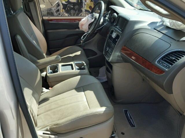 2C4RC1CG1DR733957 - 2013 CHRYSLER TOWN & COU Qızıl foto 5