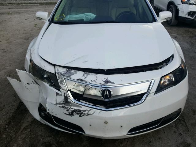 19UUA8F50DA004633 - 2013 ACURA TL TECH WHITE photo 9