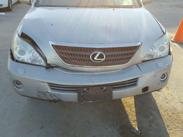 JTJHW31U962004420 - 2006 LEXUS RX 400 SILVER photo 9