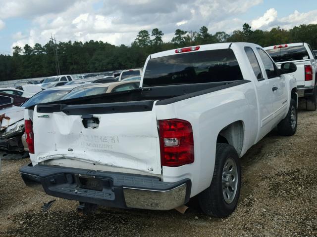 1GCRCREAXBZ170983 - 2011 CHEVROLET SILVERADO WHITE photo 4