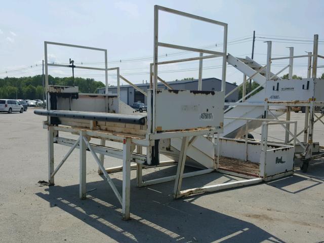 00000000000174765 - 1994 GSE WHEELRAMP WHITE photo 1