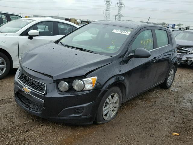 1G1JC6SH0G4122399 - 2016 CHEVROLET SONIC LT BLACK photo 2