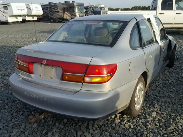 1G8JU52F0YY631670 - 2000 SATURN LS1 SILVER photo 4