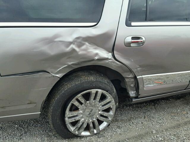 5LMFU28598LJ18979 - 2008 LINCOLN NAVIGATOR Brązowy zdjęcie 9