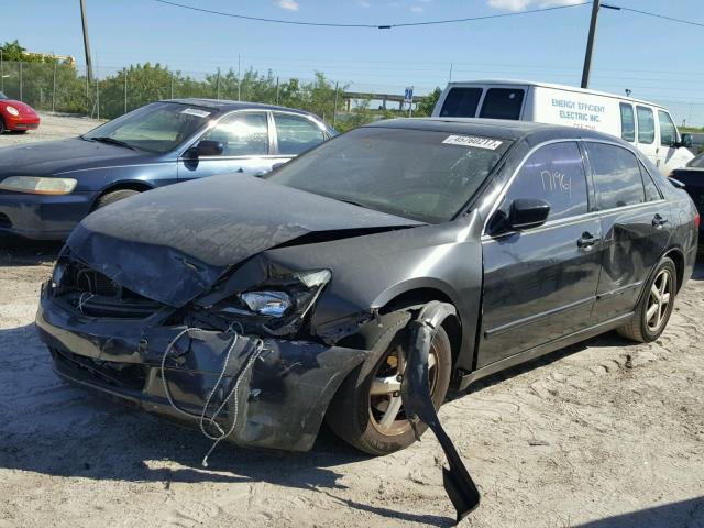 1HGCM56835A110202 - 2005 HONDA ACCORD EX BLACK photo 2