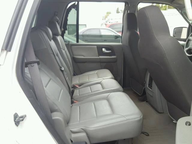 1FMPU16586LA80999 - 2006 FORD EXPEDITION WHITE photo 6