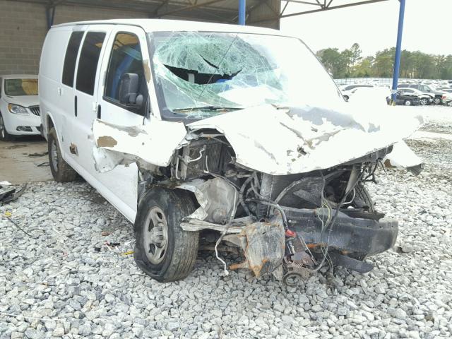 1GCFG154681226427 - 2008 CHEVROLET EXPRESS G1 WHITE photo 1