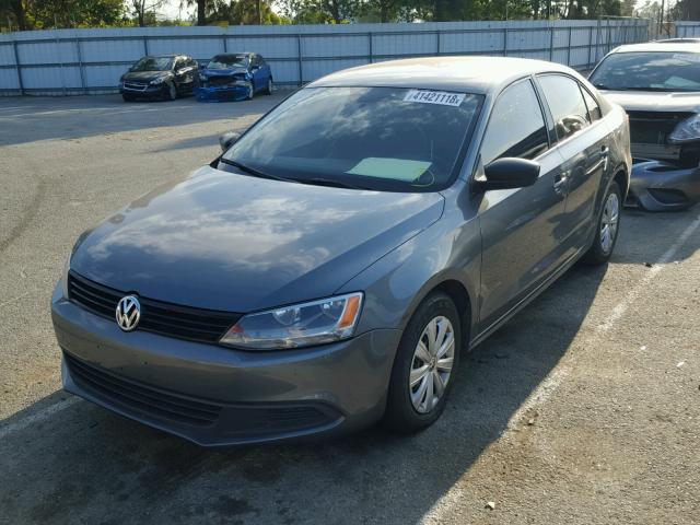 3VW2K7AJ1BM067870 - 2011 VOLKSWAGEN JETTA BASE CHARCOAL photo 2