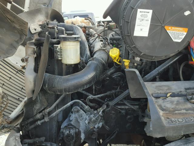 3HSDHSJR6BN387982 - 2011 INTERNATIONAL PROSTAR 白色 照片 7