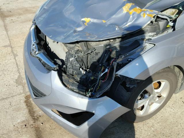 5NPDH4AE4FH556139 - 2015 HYUNDAI ELANTRA SE SILVER photo 9