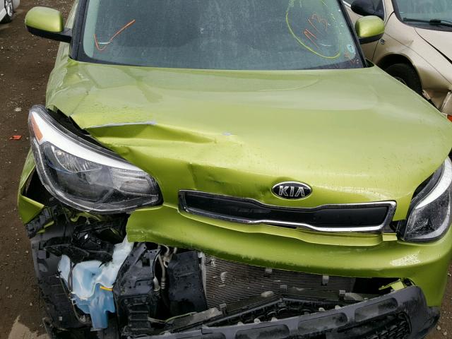 KNDJN2A27E7715034 - 2014 KIA SOUL GREEN photo 7