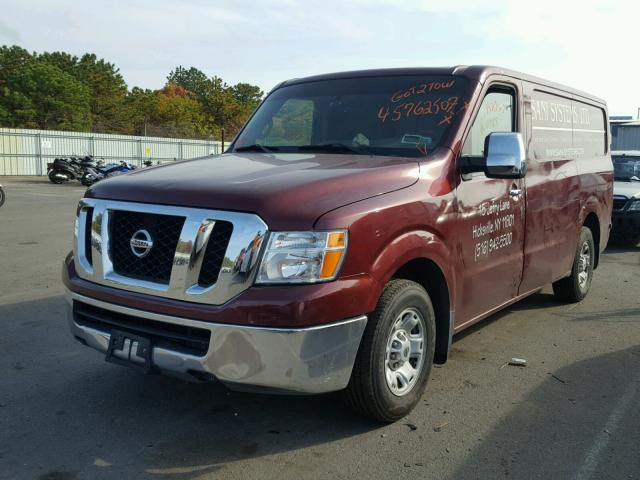 1N6BF0KY8CN114004 - 2012 NISSAN NV 1500 BURGUNDY photo 2