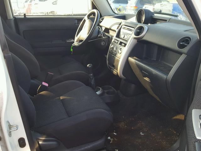JTLKT334864055205 - 2006 TOYOTA SCION XB 白色 照片 5