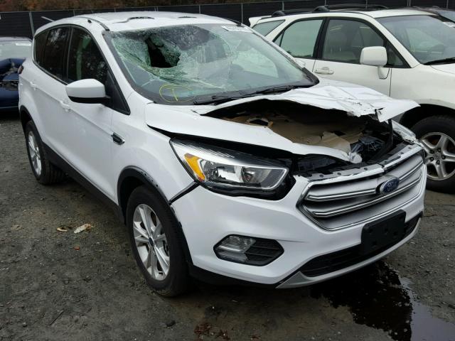 1FMCU9G90HUB96970 - 2017 FORD ESCAPE SE WHITE photo 1