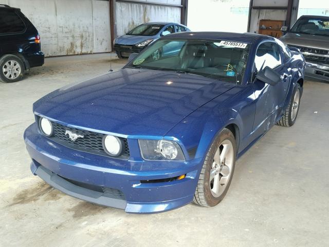 1ZVHT82HX85164959 - 2008 FORD MUSTANG GT BLUE photo 2