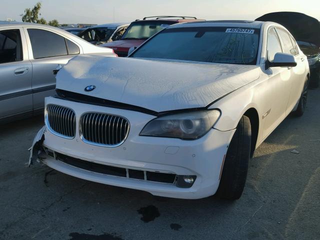 WBAKB83519CY59454 - 2009 BMW 750 LI WHITE photo 2