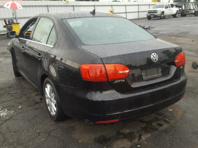 3VWD17AJXEM380660 - 2014 VOLKSWAGEN JETTA SE BLACK photo 3