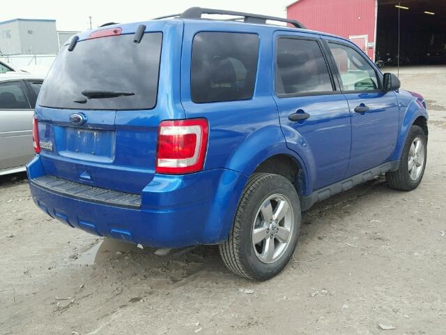 1FMCU0D77CKA46227 - 2012 FORD ESCAPE XLT BLUE photo 4