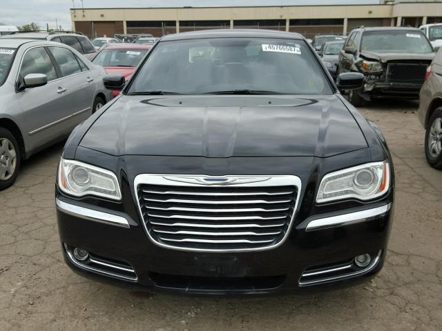 2C3CCARG7DH592108 - 2013 CHRYSLER 300 BLACK photo 9