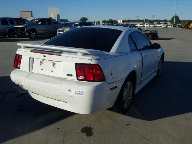 1FAFP40614F205174 - 2004 FORD MUSTANG WHITE photo 4