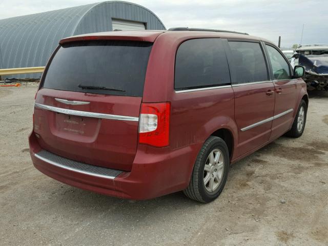 2C4RC1BG5CR212689 - 2012 CHRYSLER TOWN & COU RED photo 4