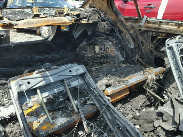 WBAVD33556KV61355 - 2006 BMW 330 BURN photo 6