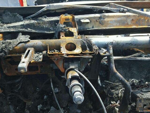 WBAVD33556KV61355 - 2006 BMW 330 BURN photo 8