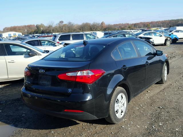 KNAFX4A60G5520970 - 2016 KIA FORTE LX BLACK photo 4