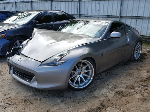 JN1AZ4EH8AM505751 - 2010 NISSAN 370Z SILVER photo 2