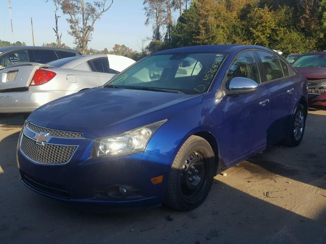 1G1PA5SH1D7152984 - 2013 CHEVROLET CRUZE LS BLUE photo 2