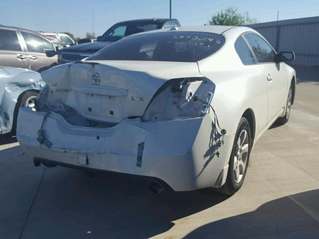 1N4AL24E38C269347 - 2008 NISSAN ALTIMA 2.5 WHITE photo 4