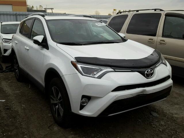 2T3RFREV8GW409626 - 2016 TOYOTA RAV4 XLE WHITE photo 1