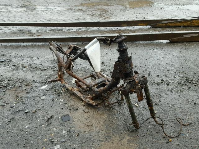 ZD4PCB0063S002267 - 2004 APRILIA SCARABEO 1 烧焦的 照片 1