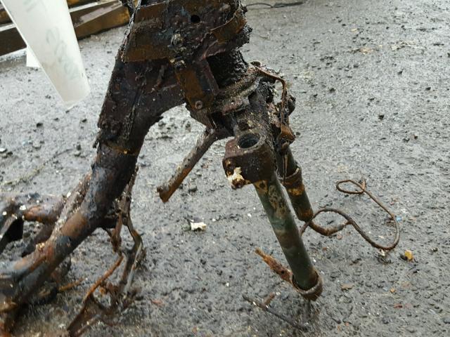 ZD4PCB0063S002267 - 2004 APRILIA SCARABEO 1 烧焦的 照片 10