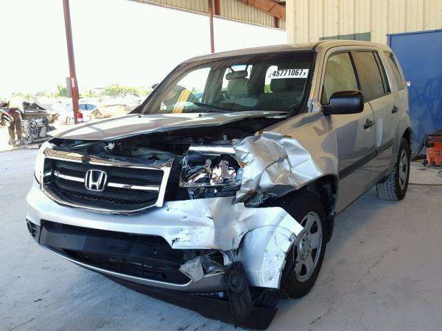 5FNYF3H26CB035415 - 2012 HONDA PILOT LX SILVER photo 2