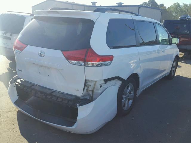 5TDKK3DC2ES437933 - 2014 TOYOTA SIENNA LE WHITE photo 4