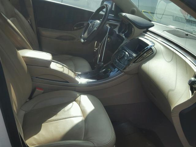 1G4GC5EG9AF139563 - 2010 BUICK LACROSSE C CREAM photo 1