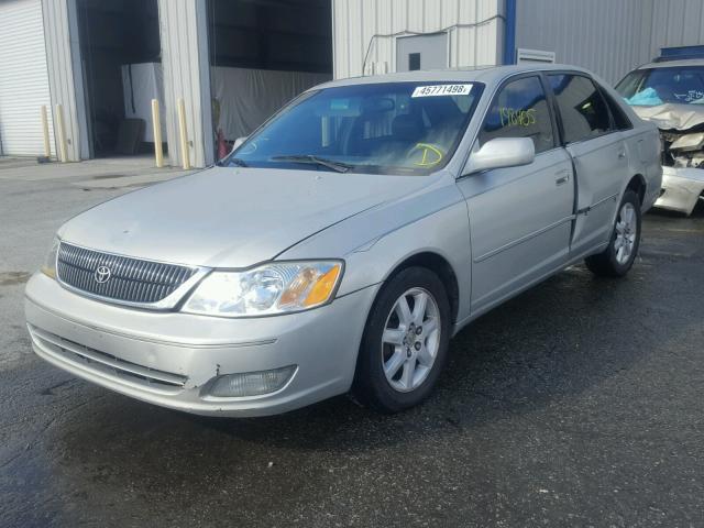 4T1BF28B92U215182 - 2002 TOYOTA AVALON XL SILVER photo 2