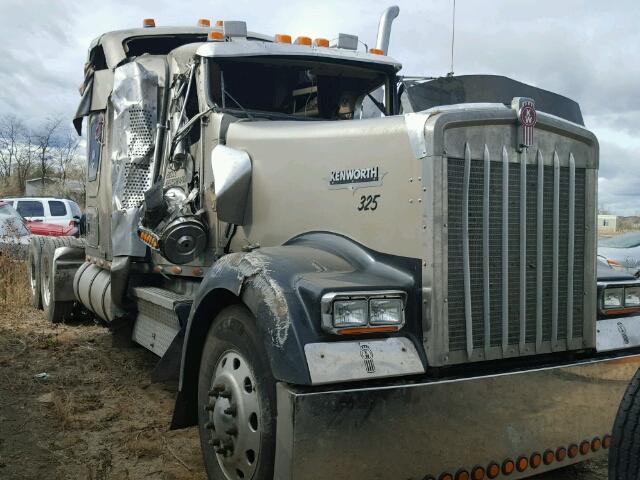 1XKWDB9X41J872997 - 2001 KENWORTH CONSTRUCTI SILVER photo 1