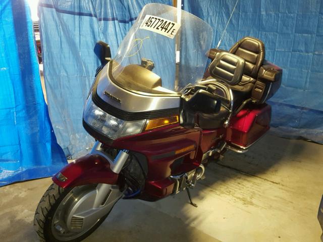 1HFSC2271RA600030 - 1994 HONDA GL1500 I MAROON photo 2