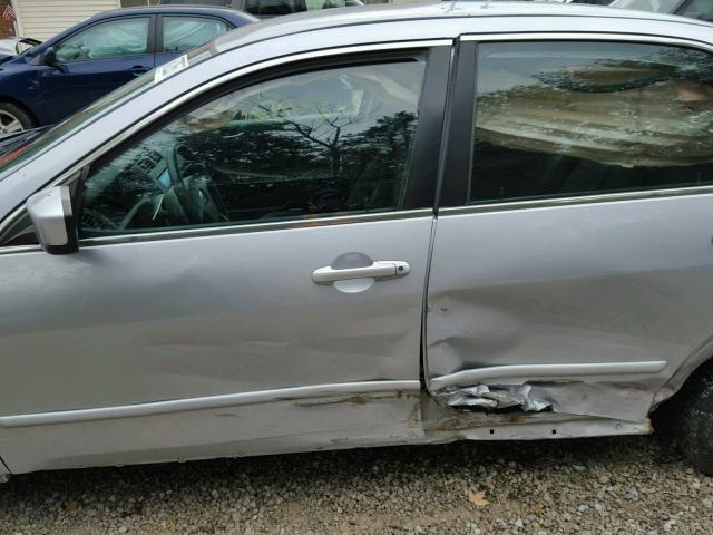 1HGCM56465A119358 - 2005 HONDA ACCORD LX SILVER photo 9