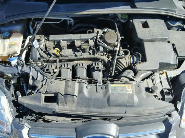 1FAHP3F23CL307714 - 2012 FORD FOCUS SE GRAY photo 7